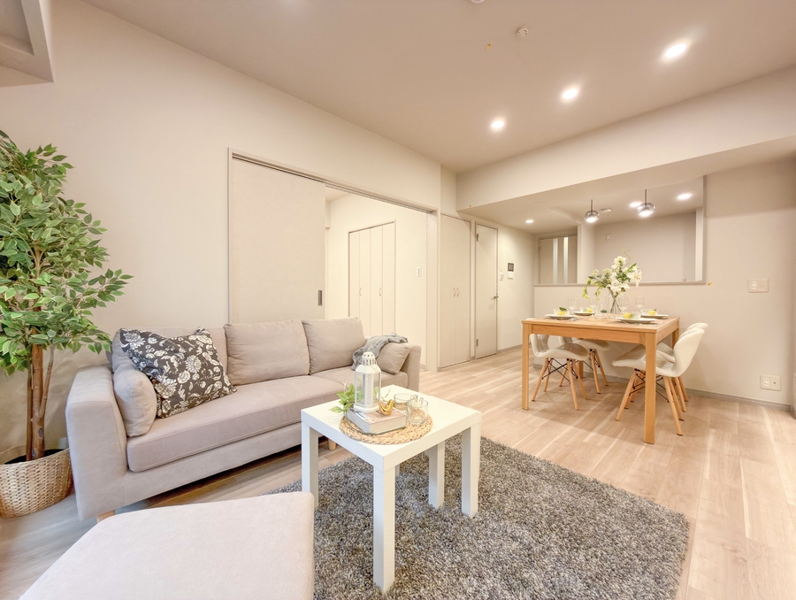 新規リノベーション工事完成。ハーバーレジデンス3階3,498万円（税込）。仲介手数料0円。