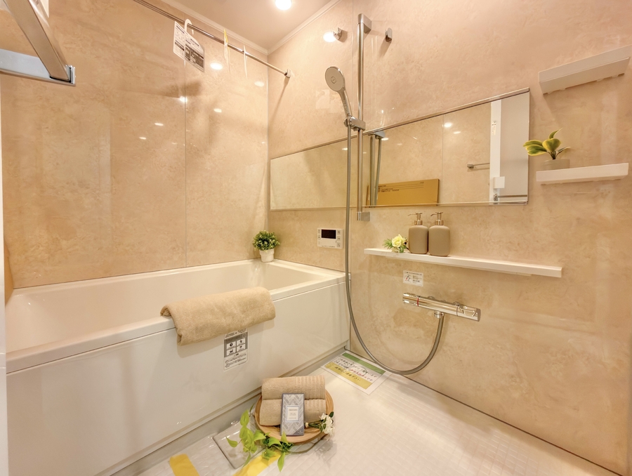 新規リノベーション工事完成。ハーバーレジデンス3階3,498万円（税込）。仲介手数料0円。