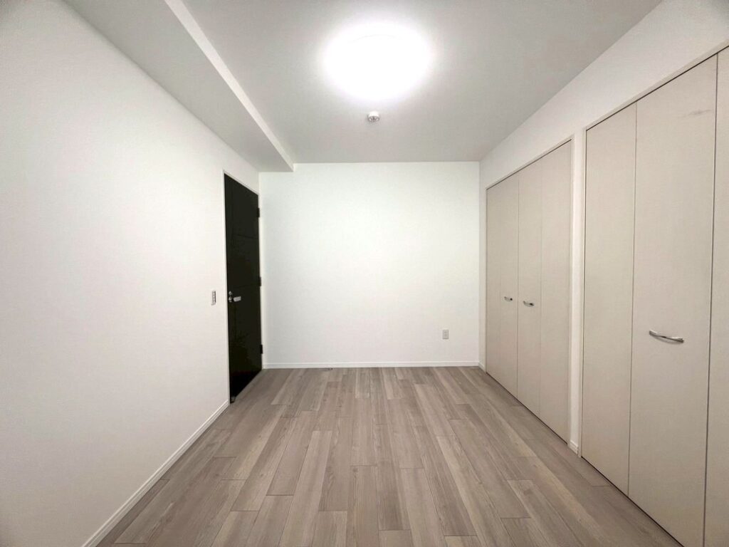 新規リフォーム工事完成。レクセルシティ千葉13階3,780万円。仲介手数料0円。