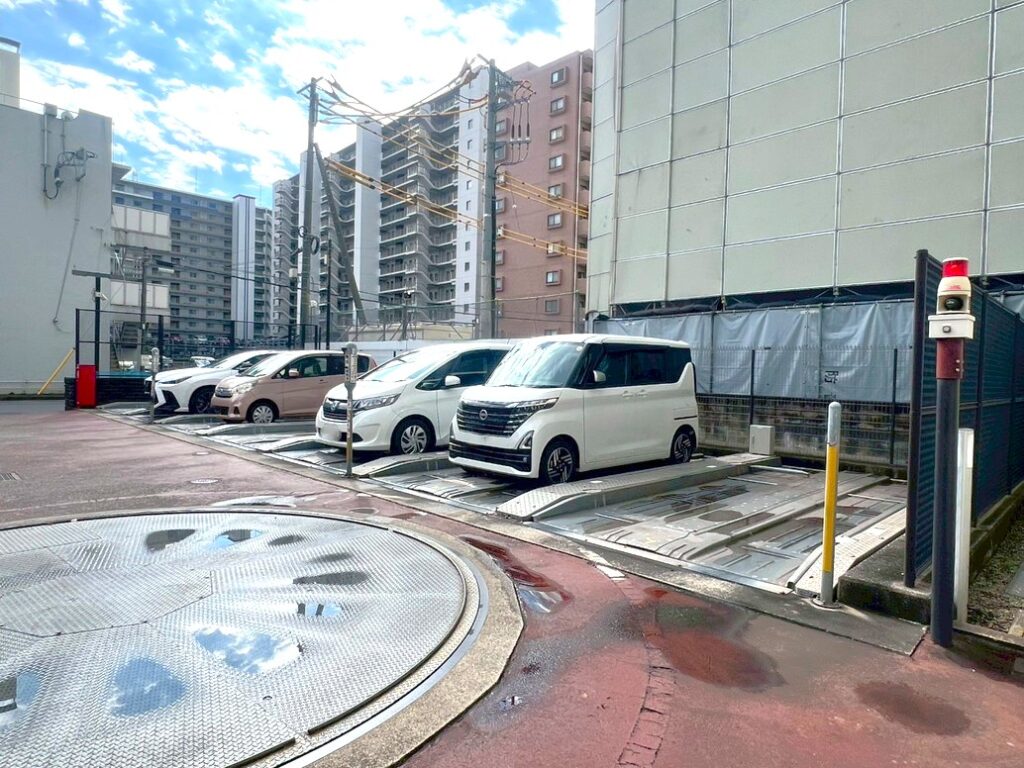 新規リフォーム工事完成。レクセルシティ千葉13階3,780万円。仲介手数料0円。