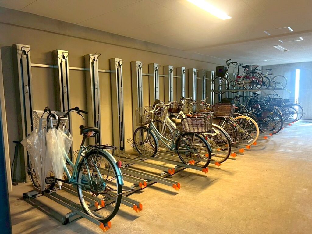 新規リフォーム工事完成。レクセルシティ千葉13階3,780万円。仲介手数料0円。