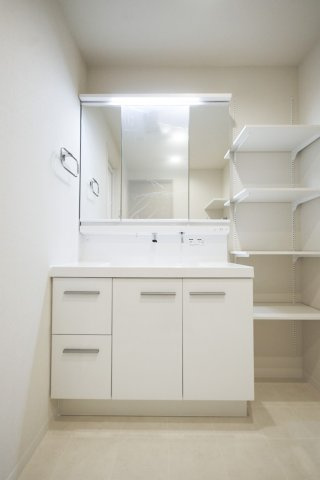 [仲介手数料0円]新規リノベーション工事完成済｜ザ・レジデンス稲毛台ミッドコートイースト2階4,490万円（税込）