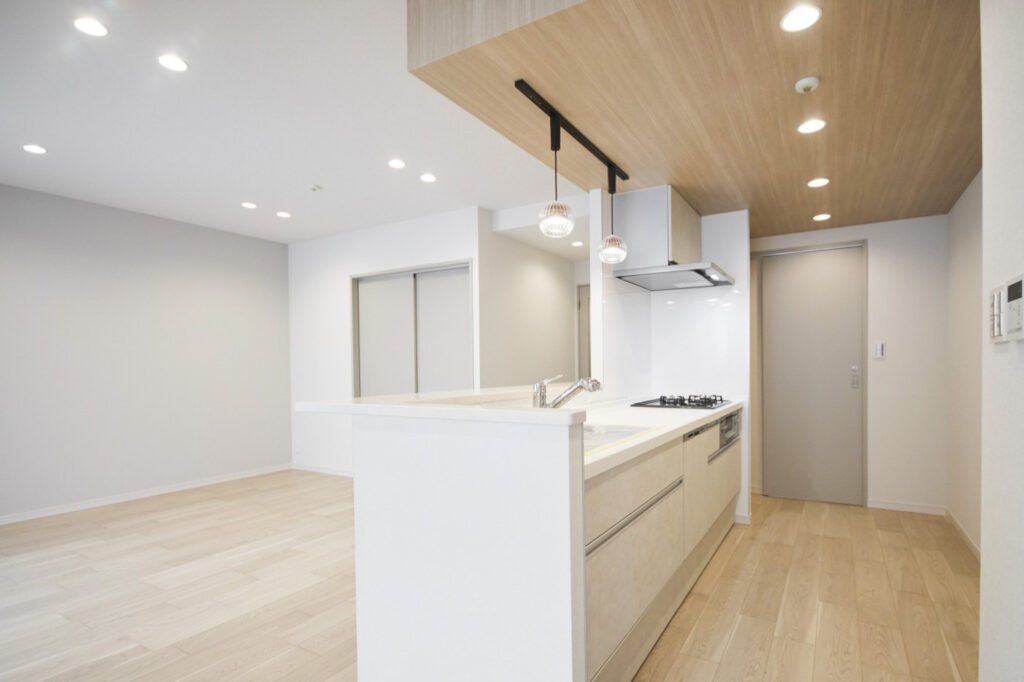 [仲介手数料0円]新規リノベーション工事完成済｜ザ・レジデンス稲毛台ミッドコートイースト2階4,490万円（税込）