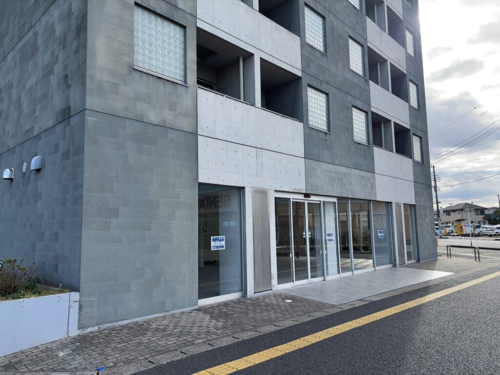 [貸店舗・事務所]AZZURRO CASA（アズーロカーサ）全2区画（八幡宿駅前）