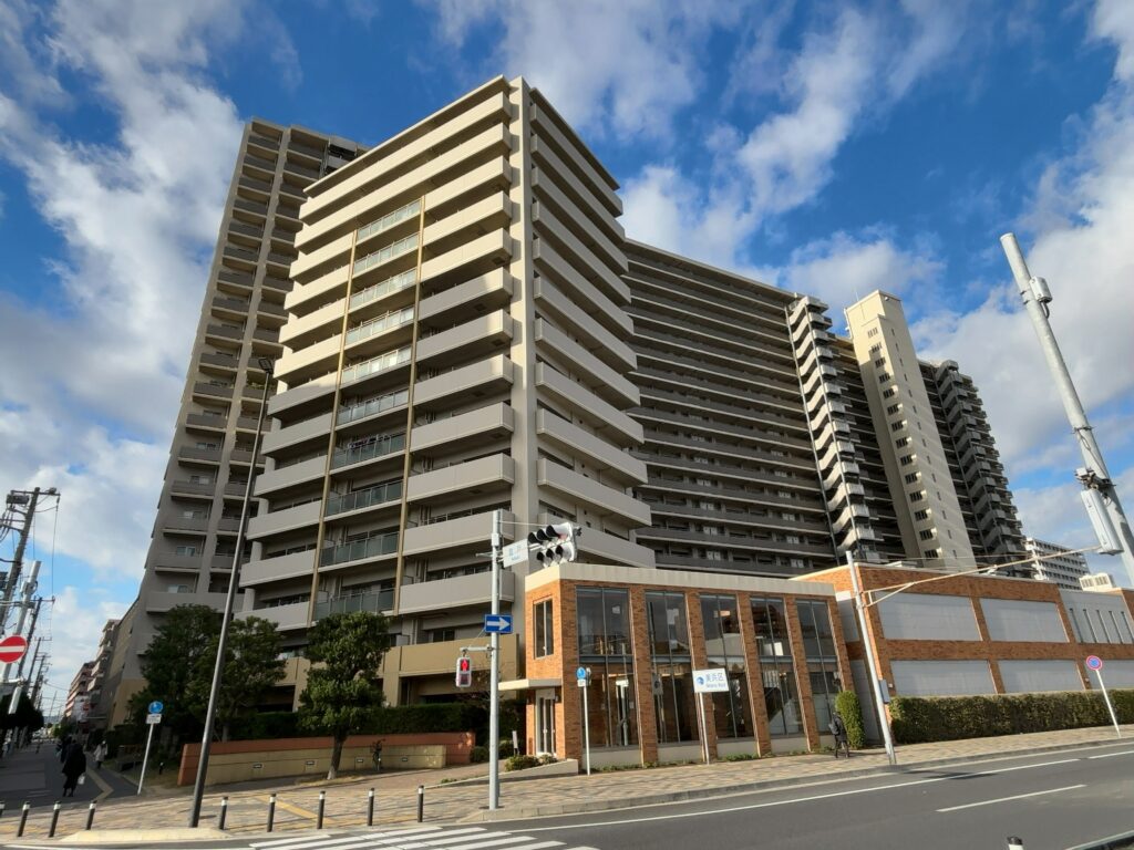 [仲介手数料0円]新規リフォーム工事完成済｜シーブレス7階4,599万円（税込）