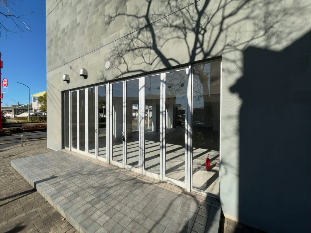 【仲介手数料半額】八幡宿駅前貸店舗・事務所｜AZZURRO CASA（アズーロカーサ）全2区画