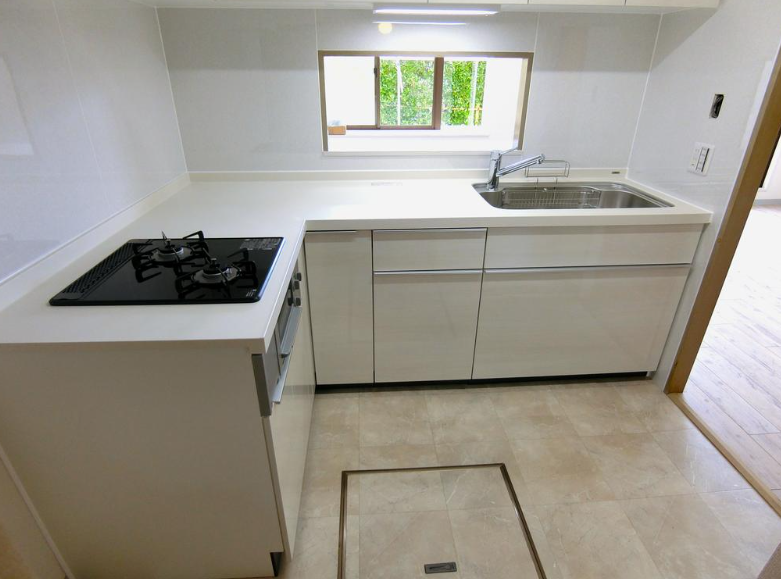 新規リノベーション工事完成。市原八幡パークホームズ1階1,890万円（税込）。仲介手数料無料。