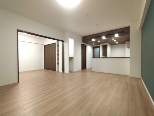 [仲介手数料0円]新規リフォーム工事完成済｜シーブレス7階4,599万円（税込）