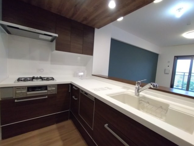 [仲介手数料0円]新規リフォーム工事完成済｜シーブレス7階4,599万円（税込）