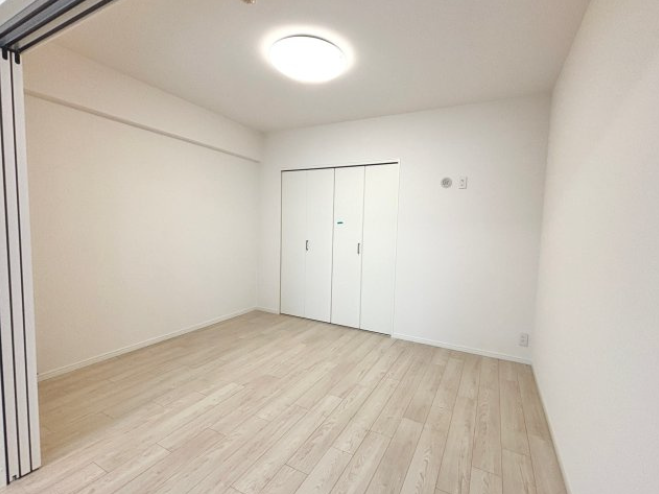 【仲介手数料0円】新規内装リフォーム完成｜リーデンスクエア千葉12階｜4,699万円（税込）