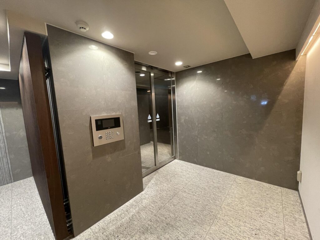 【仲介手数料0円】ザ・パークハウス市谷加賀町3階｜16,400万円