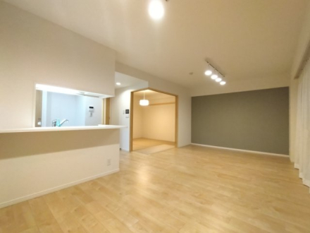 【仲介手数料0円】The NOBUTO HILLS FOREST COURT3階｜4,899万円
新規リフォーム物件・専有面積82.60㎡