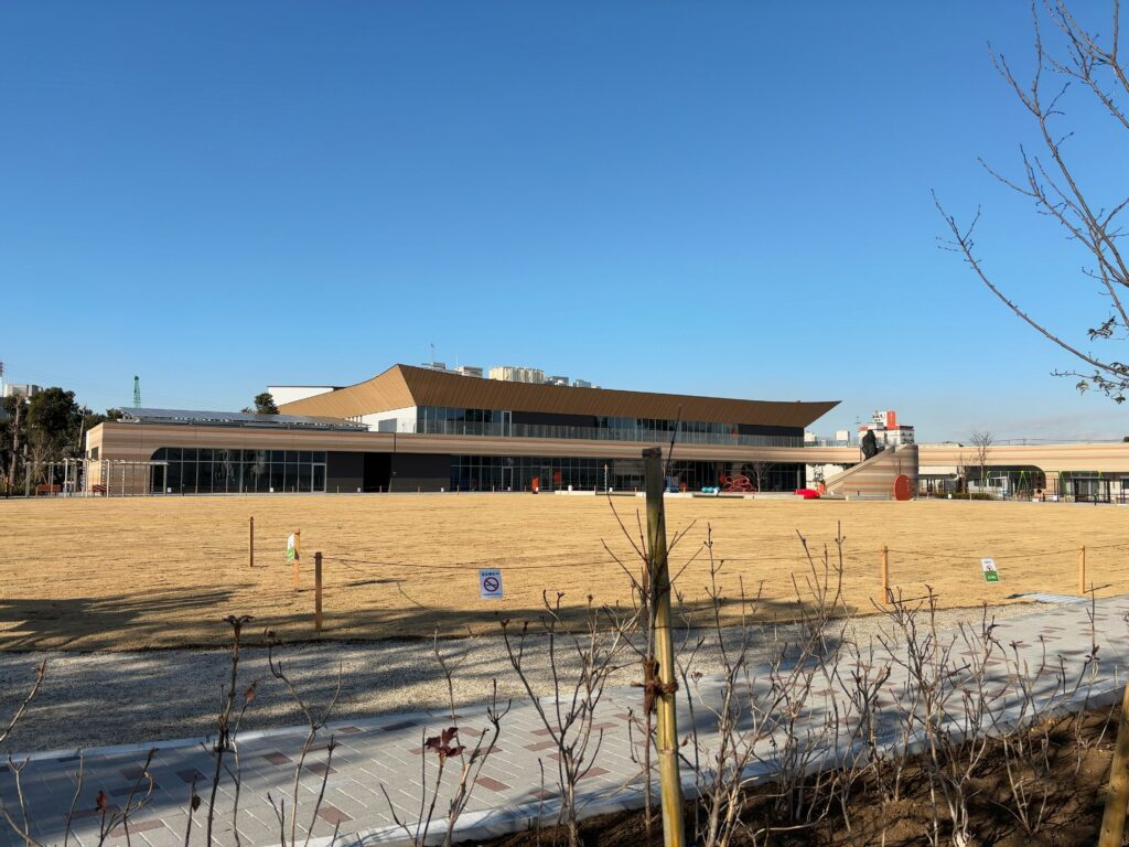 市原市「八幡宿」駅周辺の公園紹介｜はらっぱ広場（市原市八幡総合市民センター「やわたパレット」内）