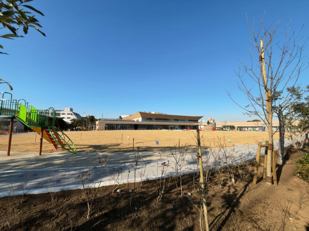市原市「八幡宿」駅周辺の公園紹介｜はらっぱ広場（市原市八幡総合市民センター「やわたパレット」内）