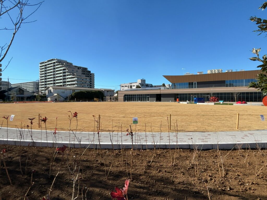 市原市「八幡宿」駅周辺の公園紹介｜はらっぱ広場（市原市八幡総合市民センター「やわたパレット」内）
