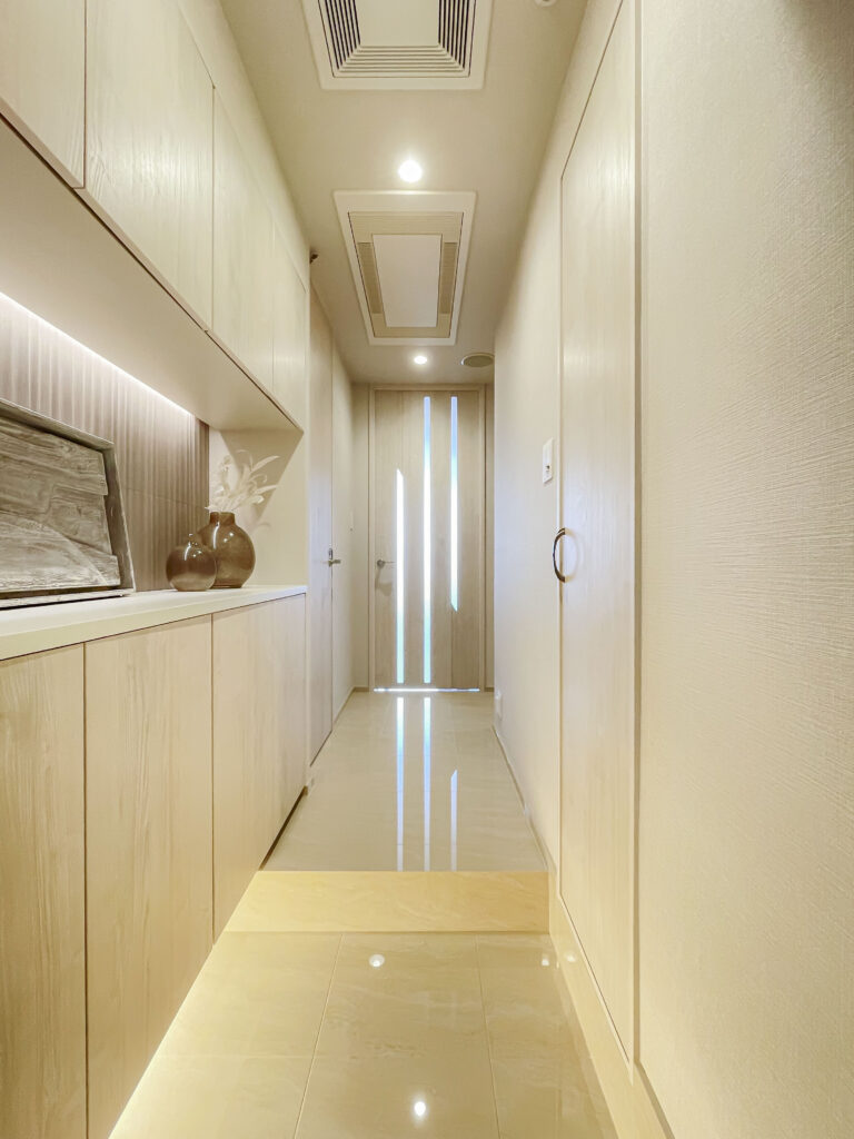 【仲介手数料0円】エアレジデンス新浦安17階(TOWER EAST)|12,498万円