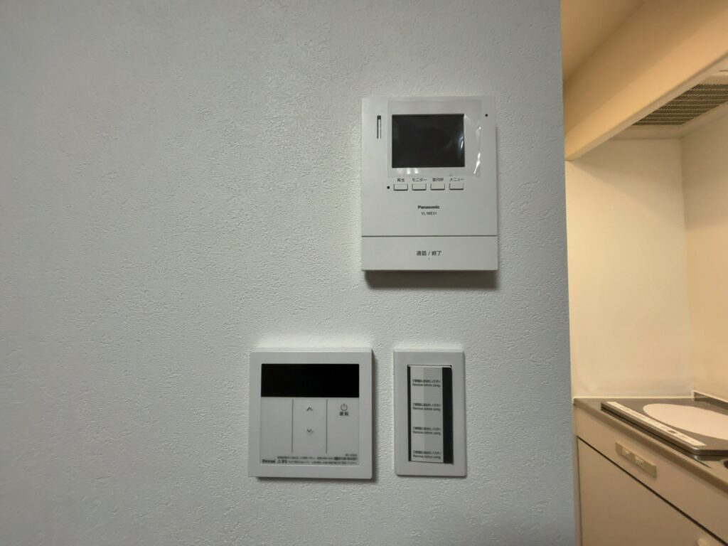 【西新宿駅徒歩2分】新宿ローヤルコーポの魅力を徹底解説！リノベーション済みの好立地1R