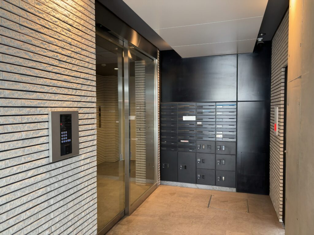 【フリーレント2ヶ月の貸店舗】コモド千葉栄町101号室|家賃326,700円