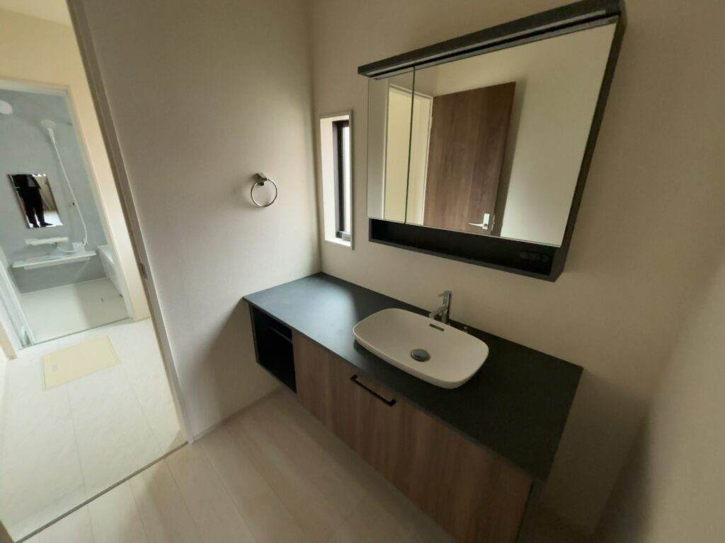 【若宮小学校徒歩1分】市原市若宮3丁目新築戸建1号棟|2,990万円