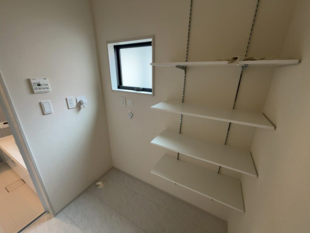 【若宮小学校徒歩1分】市原市若宮3丁目新築戸建1号棟|2,990万円