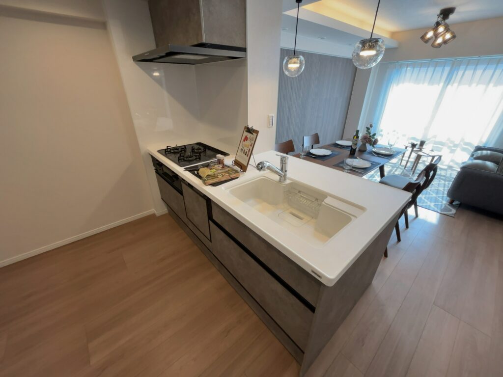 【リノベーションマンション】モアステージ新浦安2階|3,890万円