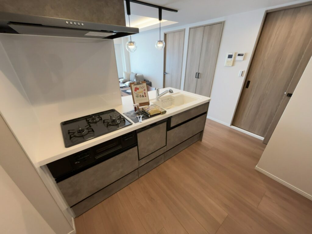 【リノベーションマンション】モアステージ新浦安2階|3,890万円