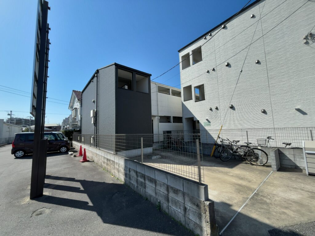 【収益物件】千葉市中央区浜野町一棟アパート|9,800万円