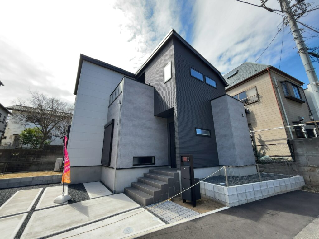 【仲介手数料無料】千葉市中央区葛城2丁目戸建(築後未入居)全2棟|4,790万円/4,890万円(税込)