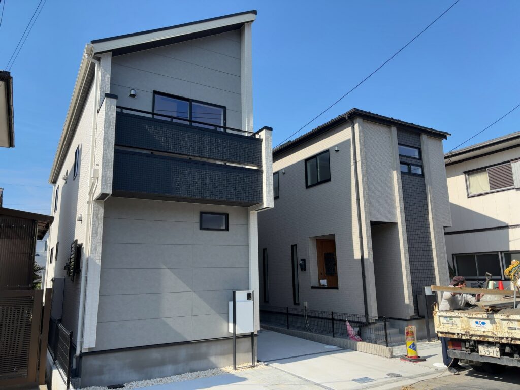 千葉市美浜区磯辺4丁目新築戸建全2棟|5,280万円/5,380万円