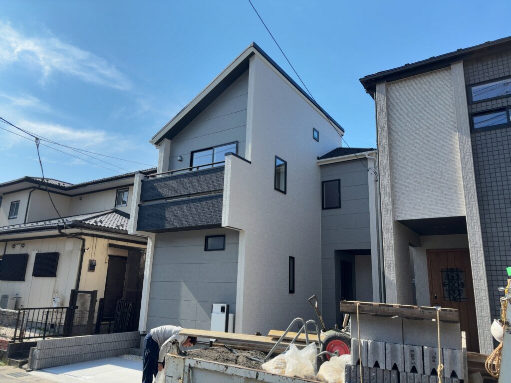 千葉市美浜区磯辺4丁目新築戸建全2棟|5,280万円/5,380万円