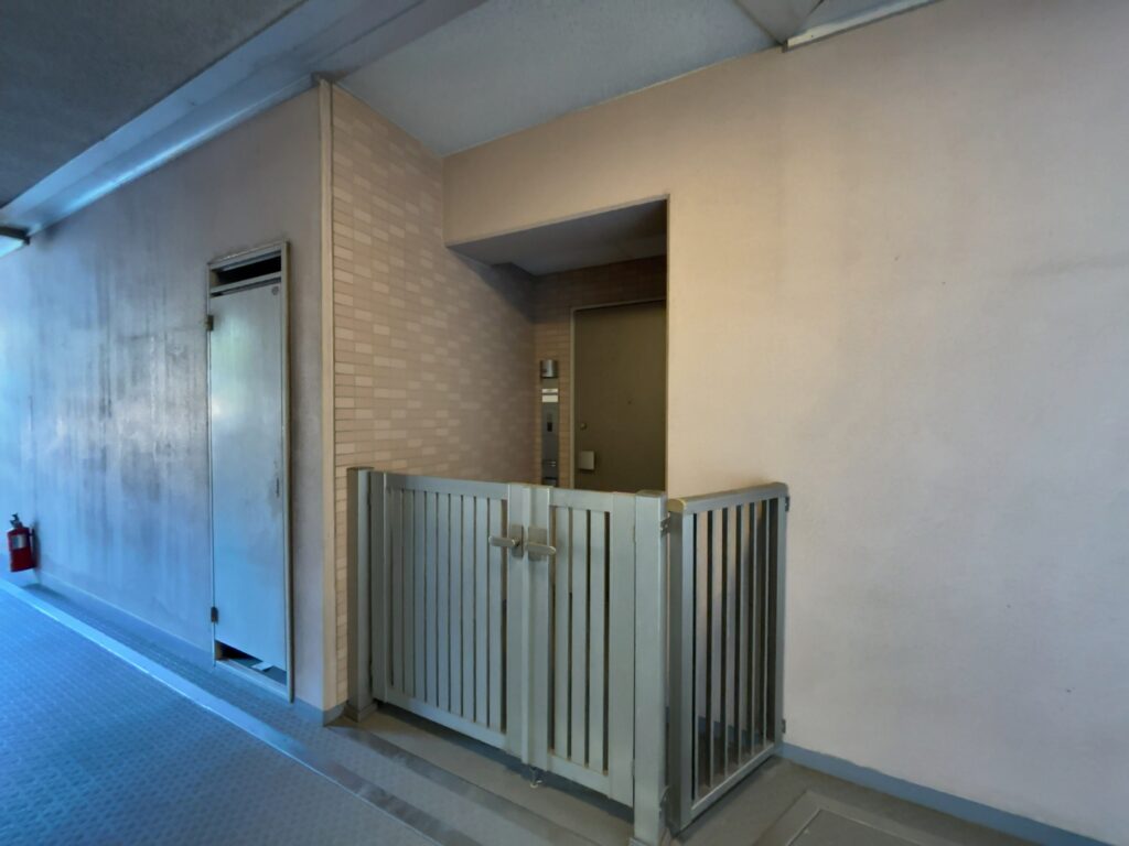 ヴェント蘇我エミネンテ・ガーデン2階のポーチ