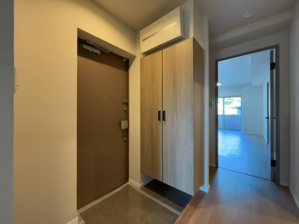 ヴェント蘇我エミネンテ・ガーデン2階の玄関