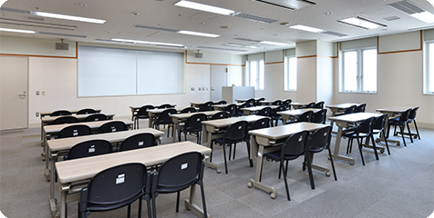 自宅で集中できない小中学生に。蘇我コミュニティセンターハーモニープラザ分館「放課後自習室」