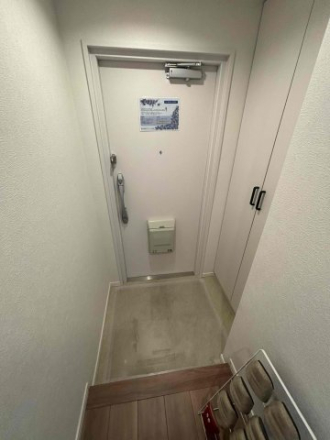 ダイアパレス千葉青葉台サウスアベニュー1階の玄関