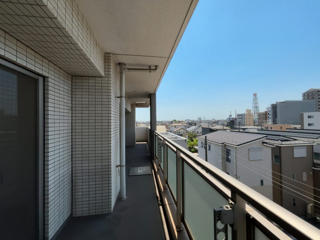 【仲介手数料半額】クイーンズレゾン千葉県庁前4階｜3,598万円（税込）