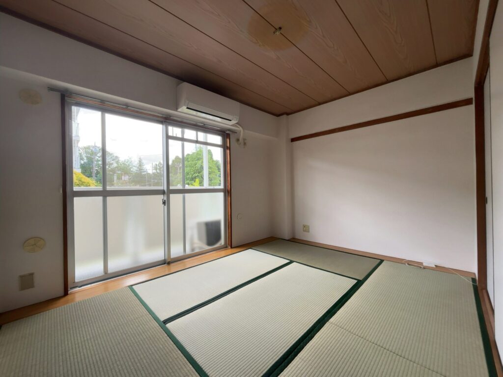 ビレッジハウス市原3号棟2階和室