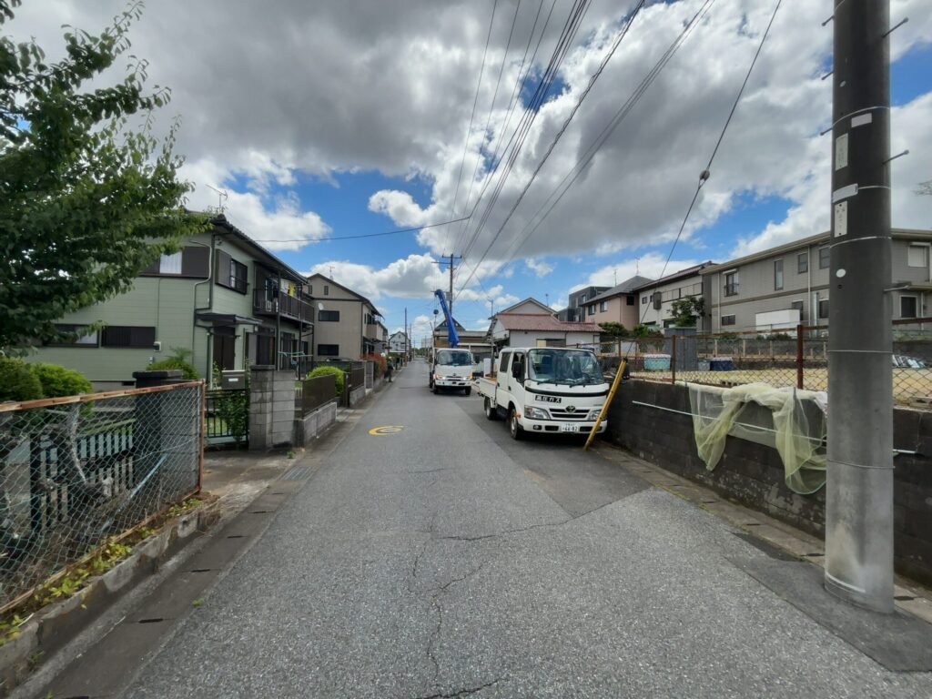 市原市辰巳台西5丁目新築戸建前面道路