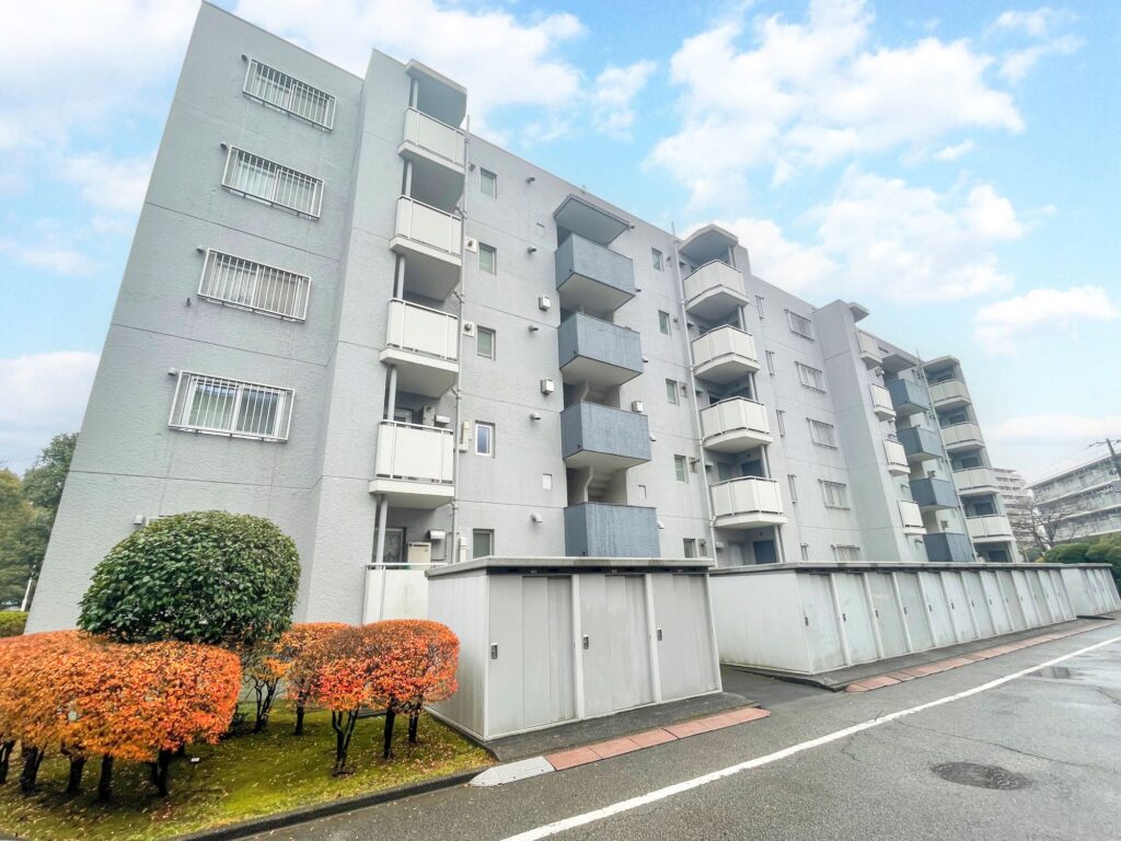 京成サンコーポ浦安9号棟の外観