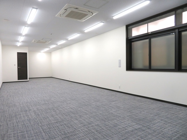 ヴェルト千葉中央2階の室内