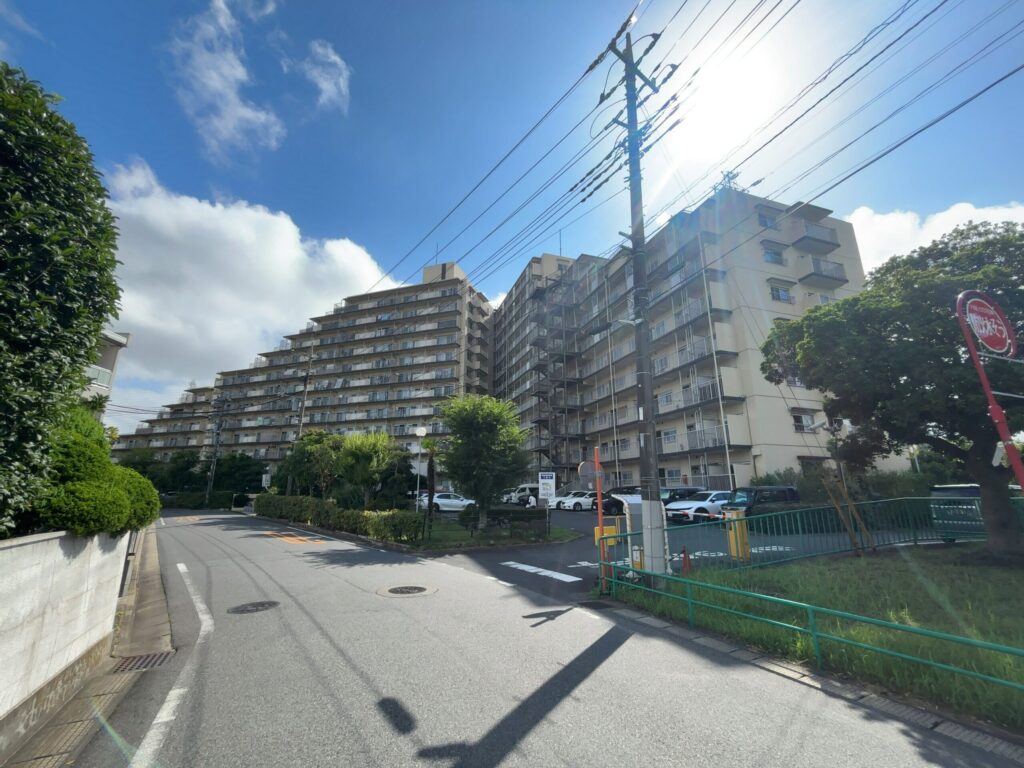 ハイラーク千葉の外観