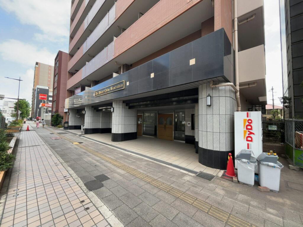 ダイアパレス千葉美術館のエントランス