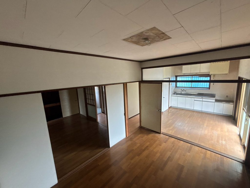 山武郡横芝光町栗山中古戸建の室内
