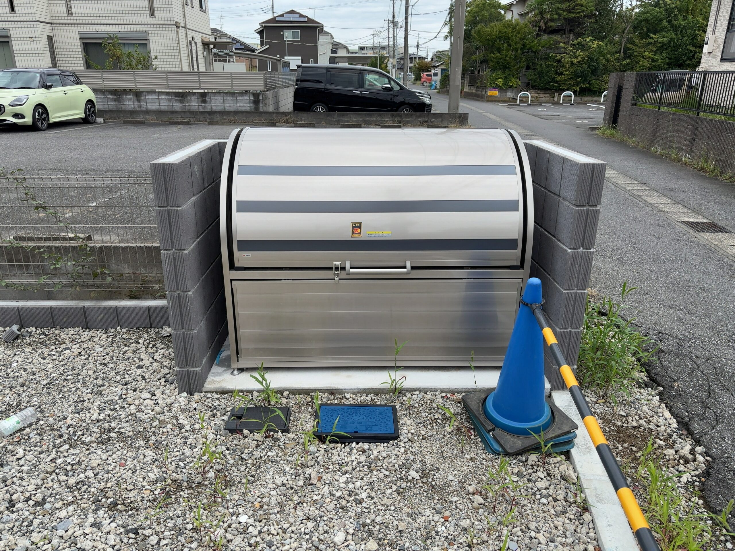ジャンダルムのごみ置場