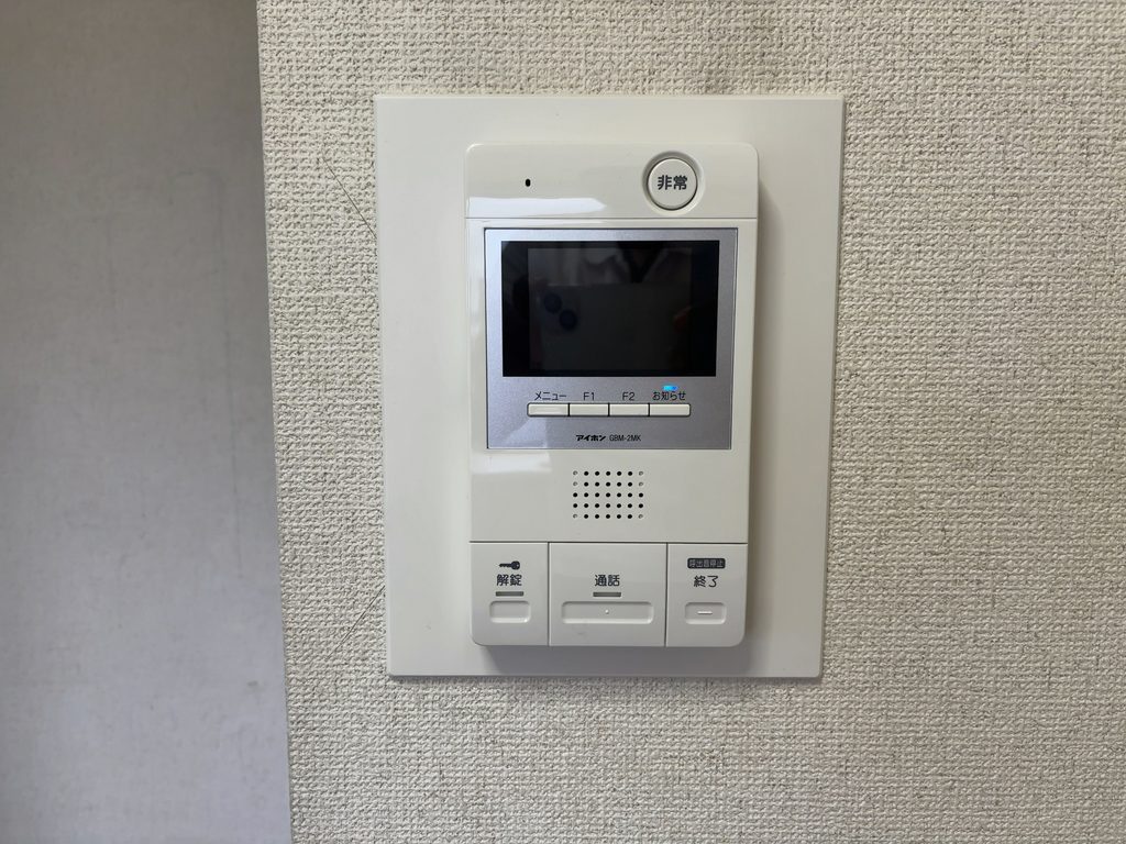 ロザール市原5階のモニターホン