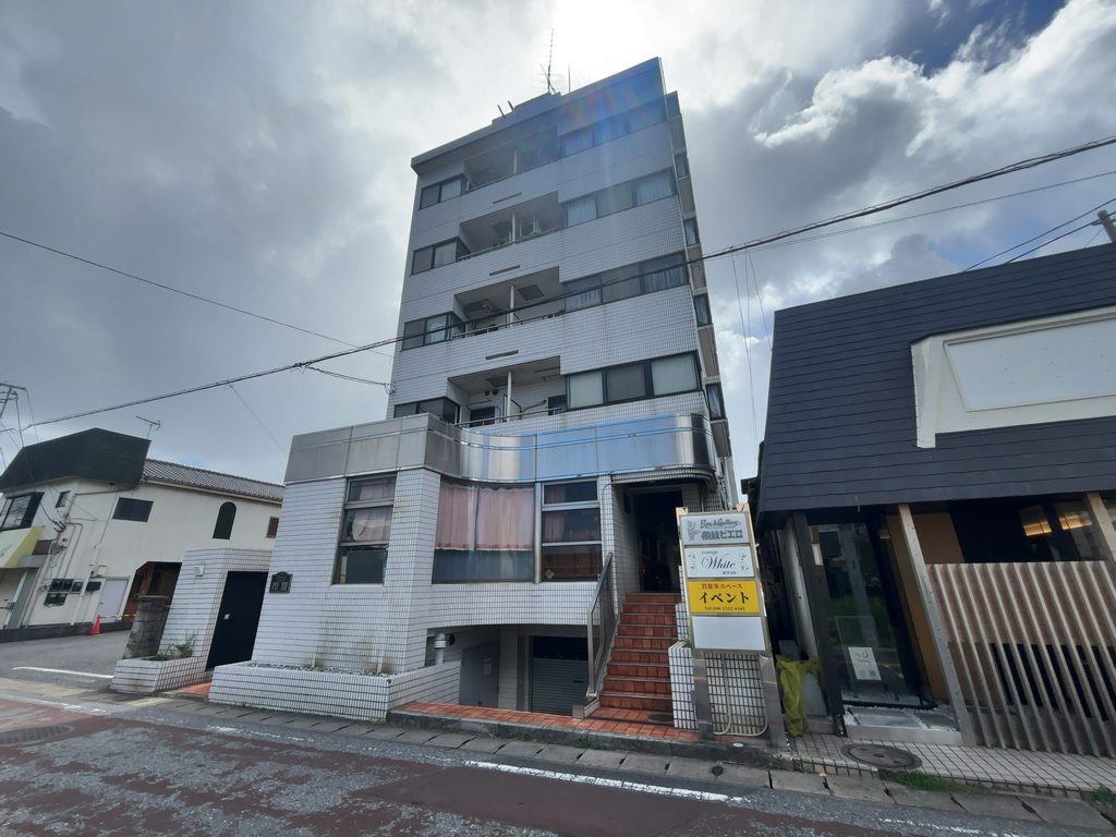 ロザール市原の外観