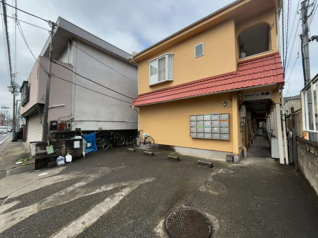 シャイン市原の外観