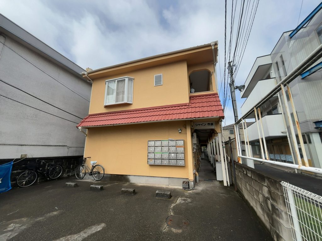 シャイン市原の外観
