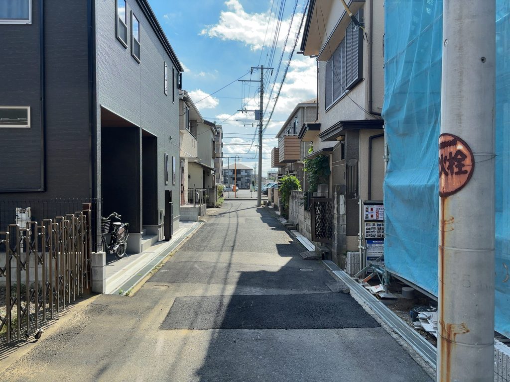 千葉市中央区浜野町新築戸建の前面道路